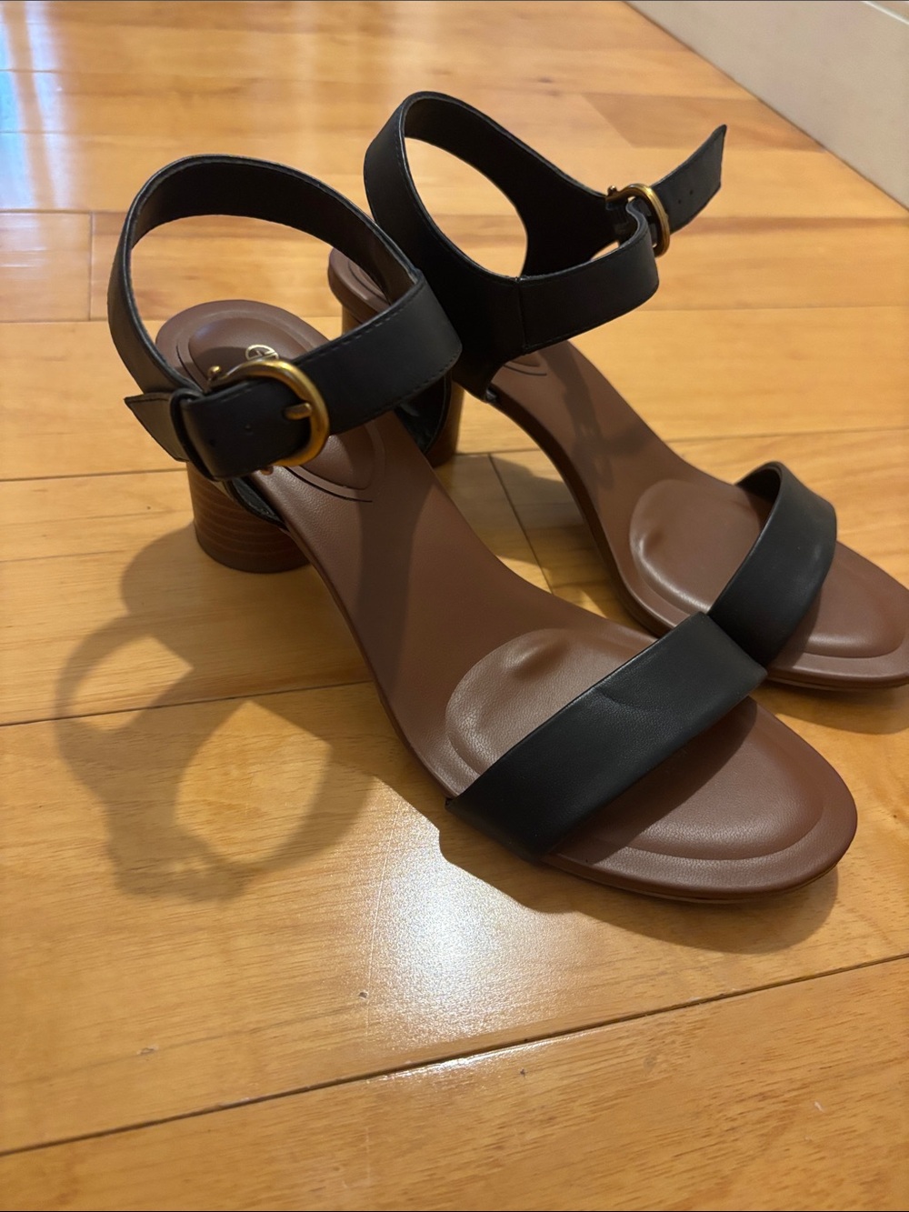 Giani Bernini Black and Brown Two-Tone Block Heel Sandals